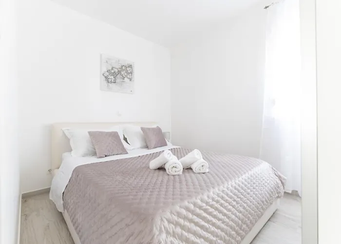 Silver Luxury Apartment Апартаменты