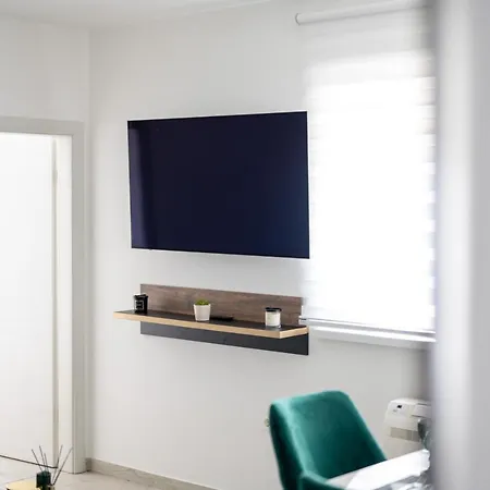 Silver Luxury Apartment Apartment *